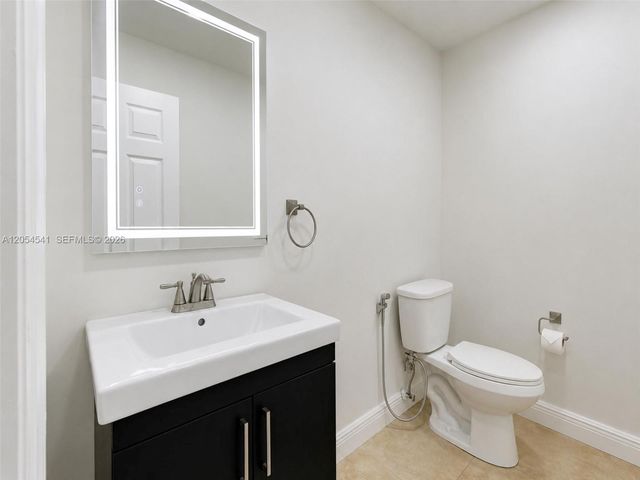10956 NW 73rd St 10956, Doral, FL 33178