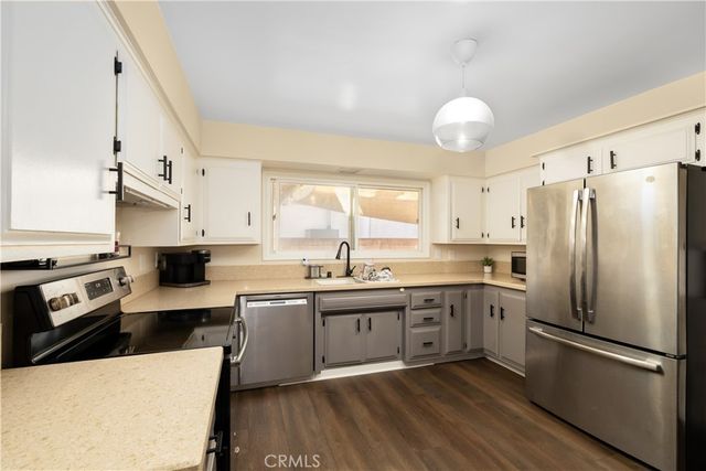 2211 E Romneya, Anaheim, CA 92806
