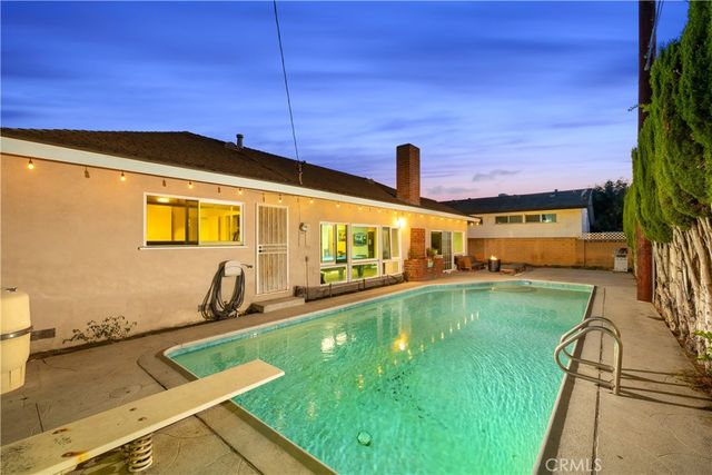 2211 E Romneya, Anaheim, CA 92806