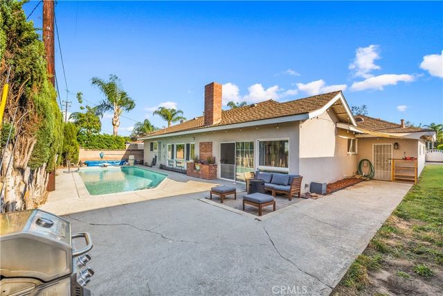 2211 E Romneya, Anaheim, CA 92806