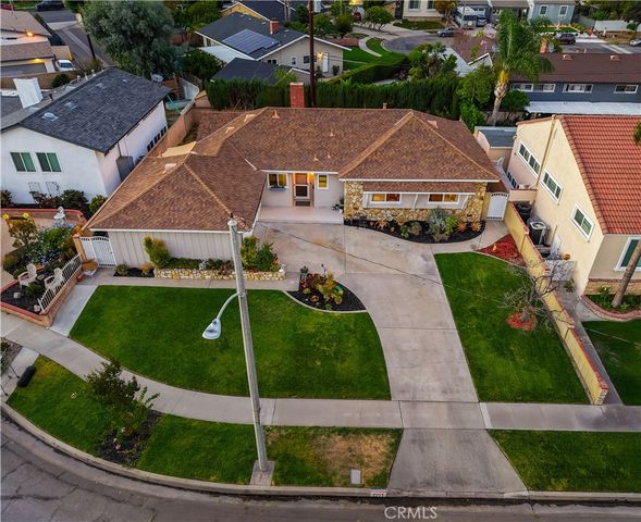 2211 E Romneya, Anaheim, CA 92806