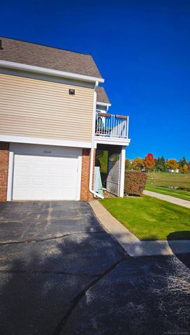 56630 Chesapeake Trail, Shelby Twp, MI 48316