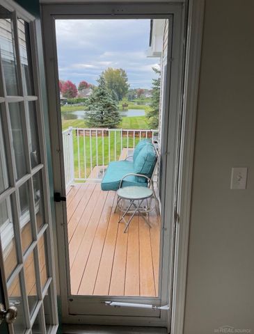 56630 Chesapeake Trail, Shelby Twp, MI 48316