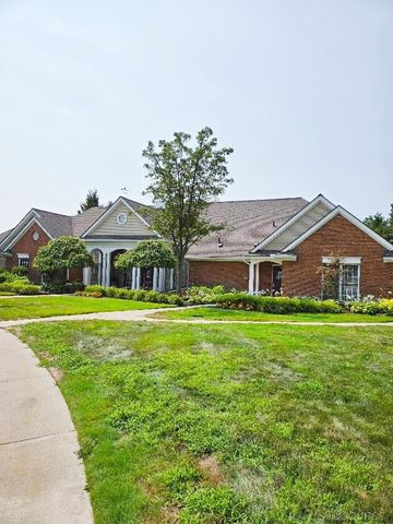 56630 Chesapeake Trail, Shelby Twp, MI 48316