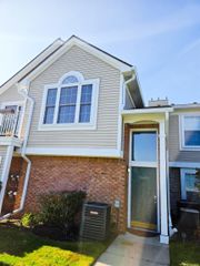 56630 Chesapeake Trail, Shelby Twp, MI 48316