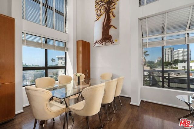 1360 S Beverly Glen Boulevard PH301, Los Angeles, CA 90024