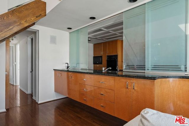 1360 S Beverly Glen Boulevard PH301, Los Angeles, CA 90024