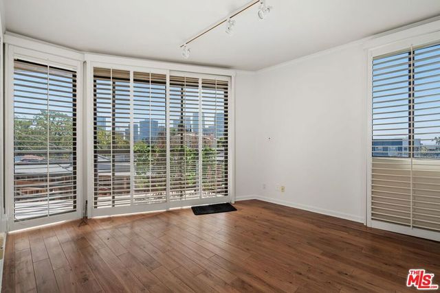 1360 S Beverly Glen Boulevard PH301, Los Angeles, CA 90024