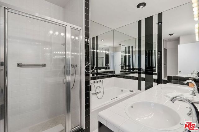 1360 S Beverly Glen Boulevard PH301, Los Angeles, CA 90024