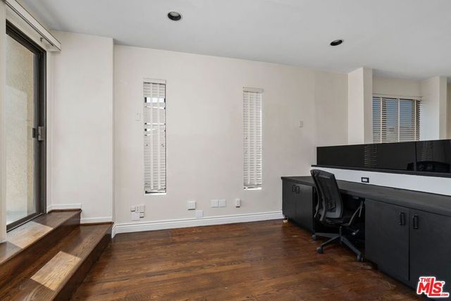 1360 S Beverly Glen Boulevard PH301, Los Angeles, CA 90024