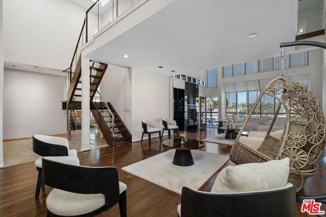 1360 S Beverly Glen Boulevard PH301, Los Angeles, CA 90024