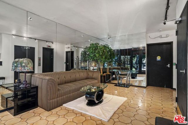 1360 S Beverly Glen Boulevard PH301, Los Angeles, CA 90024