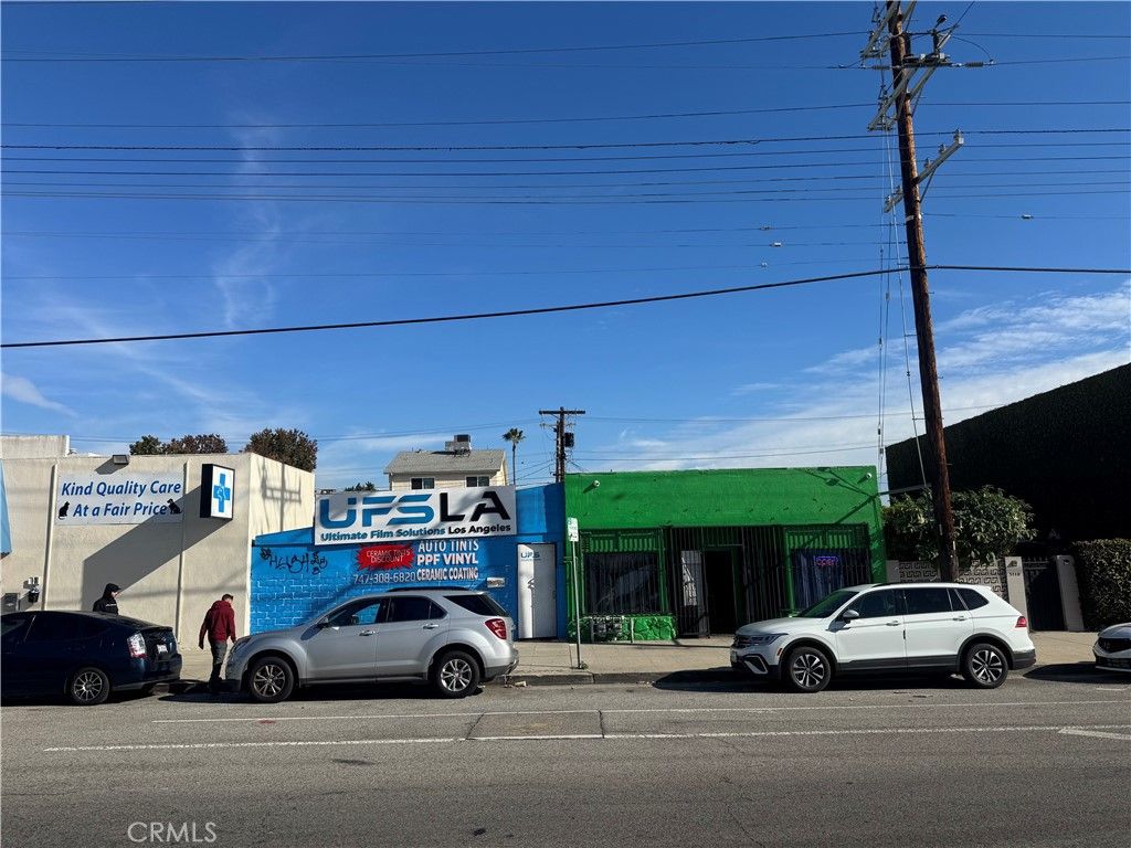 5112 5114 Vineland Ave, North Hollywood, CA 91601