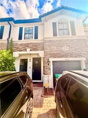 4237 SW 164th Path 4237, Miami, FL 33185