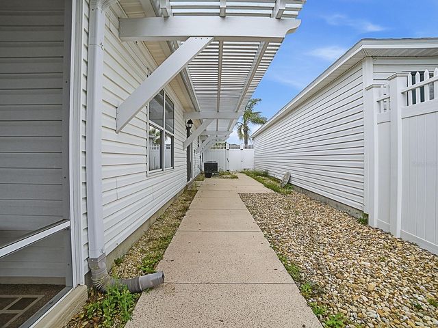 8108 SE 169TH TWEEDSIDE LOOP, The Villages, FL 32162