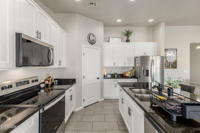 13015 S 210TH Drive, Buckeye, AZ 85326