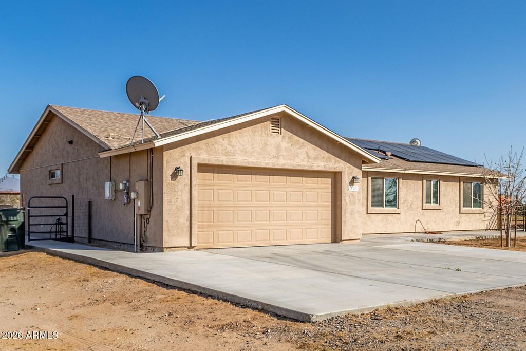 13015 S 210TH Drive, Buckeye, AZ 85326 — photo 2