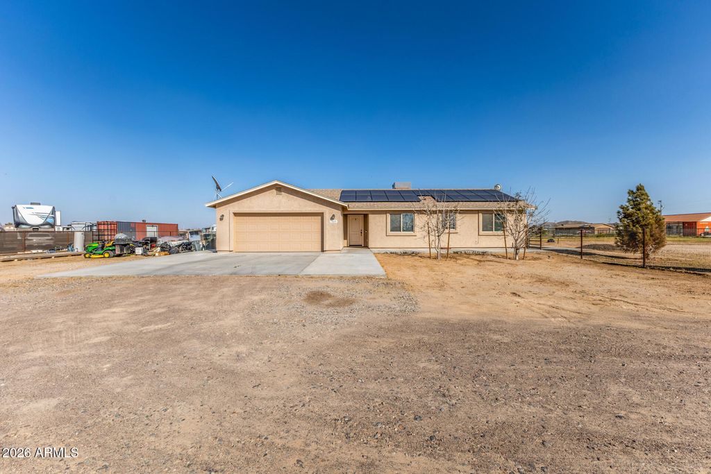 13015 S 210TH Drive, Buckeye, AZ 85326 — photo 4