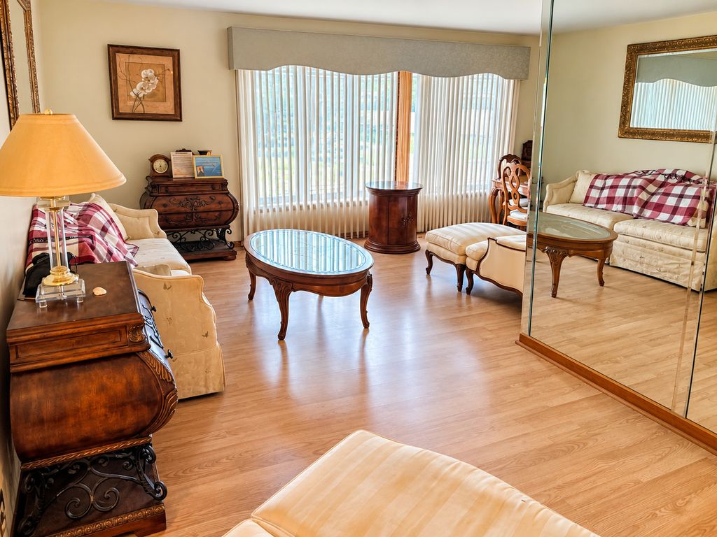 521 King Arthur Way, Bolingbrook, IL 60440 — photo 3