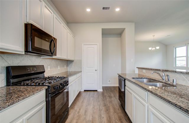 1139 Brahma Cir, East Bernard, TX 77435