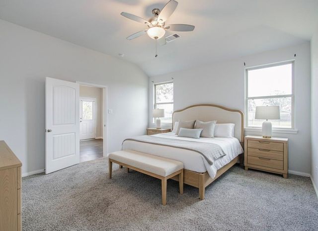 1139 Brahma Cir, East Bernard, TX 77435