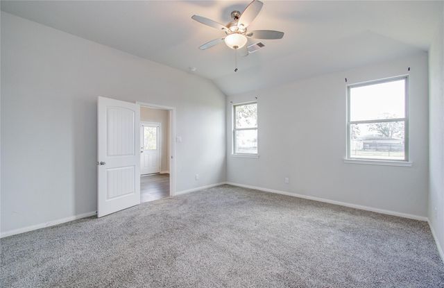 1139 Brahma Cir, East Bernard, TX 77435