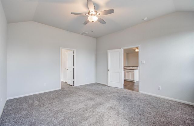 1139 Brahma Cir, East Bernard, TX 77435