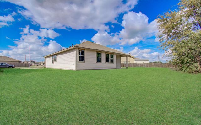 1139 Brahma Cir, East Bernard, TX 77435