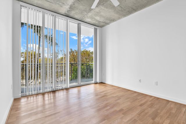 300 S Australian Avenue 125, West Palm Beach, FL 33401