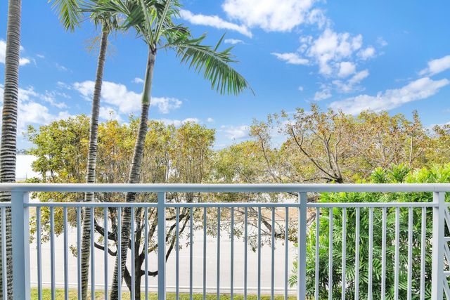 300 S Australian Avenue 125, West Palm Beach, FL 33401