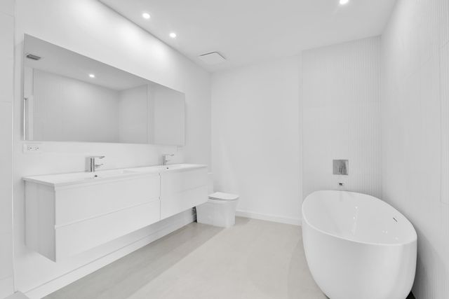 300 S Australian Avenue 125, West Palm Beach, FL 33401