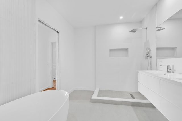 300 S Australian Avenue 125, West Palm Beach, FL 33401