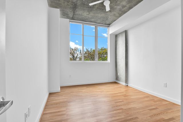 300 S Australian Avenue 125, West Palm Beach, FL 33401