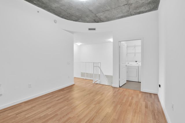 300 S Australian Avenue 125, West Palm Beach, FL 33401