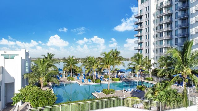 300 S Australian Avenue 125, West Palm Beach, FL 33401