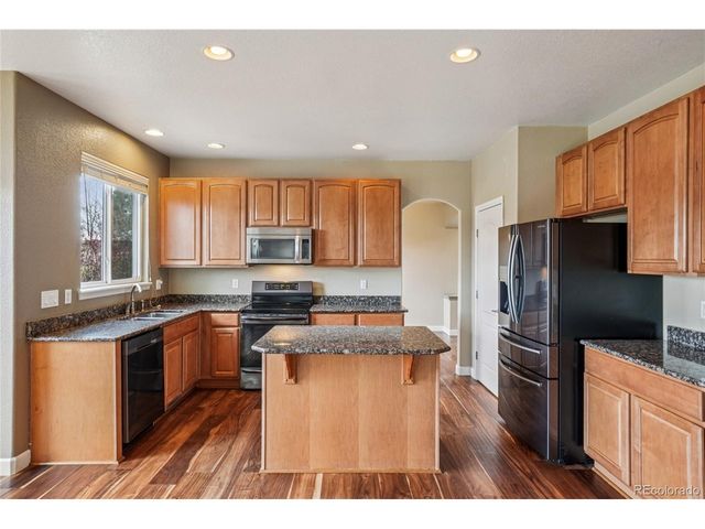 8110 Northstar Dr, Windsor, CO 80528
