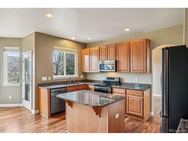 8110 Northstar Dr, Windsor, CO 80528