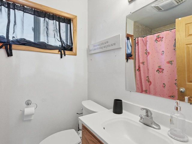 1035 N 43rd STREET, Manitowoc, WI 54220