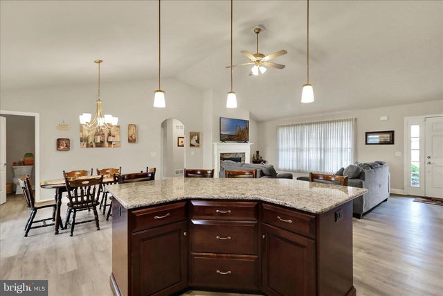 17 PARK VIEW DR, Myerstown, PA 17067