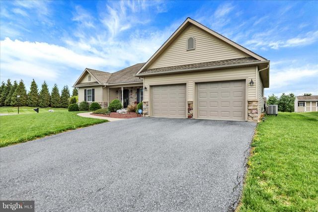17 PARK VIEW DR, Myerstown, PA 17067