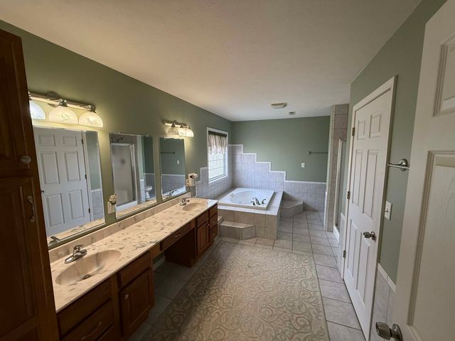 1111 Early Bird Lane, Marion, IL 62959