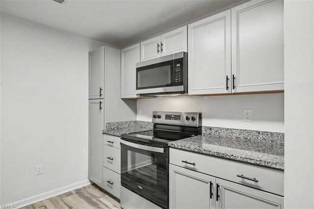 5302 Gardner CT, Williamsburg, VA 23188