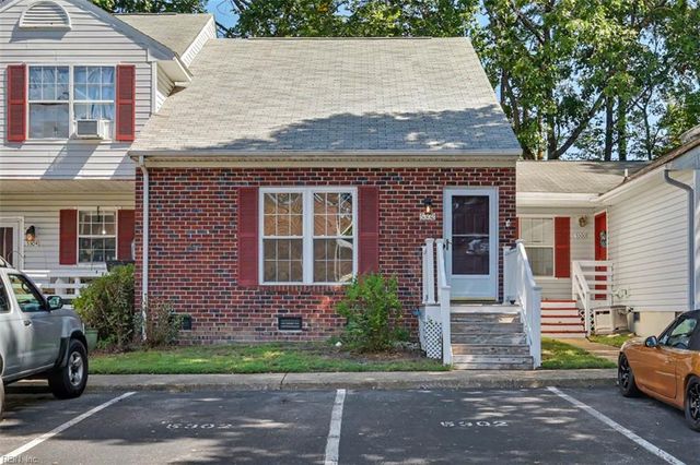 5302 Gardner CT, Williamsburg, VA 23188