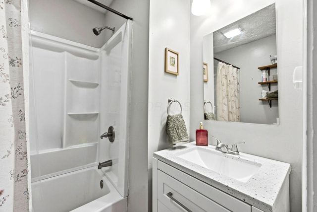 2097 Lehner Road, Columbus, OH 43224