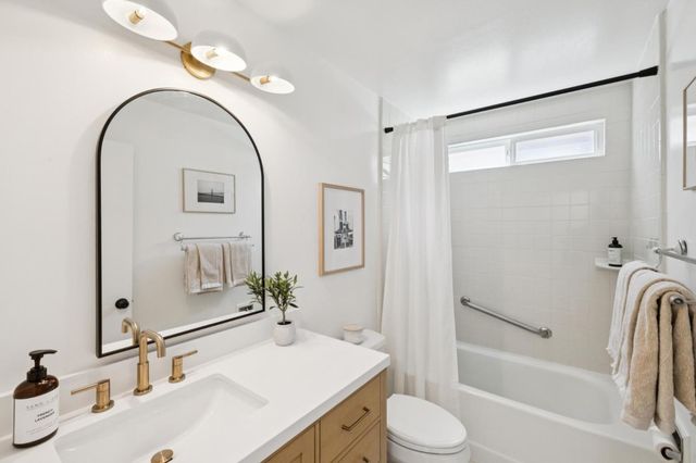 1086 Robbia Drive, Sunnyvale, CA 94087