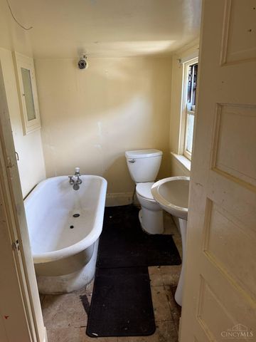 1373 Section Road, Springfield Twp., OH 45237