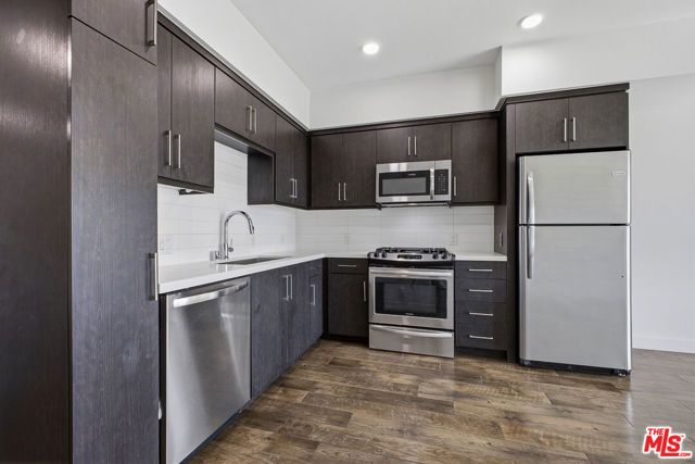 10601 Washington Boulevard 418, Culver City, CA 90232