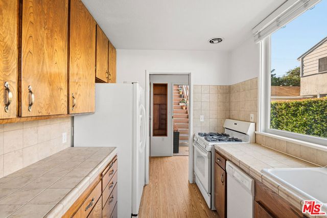 1621 Manning Avenue, Los Angeles, CA 90024