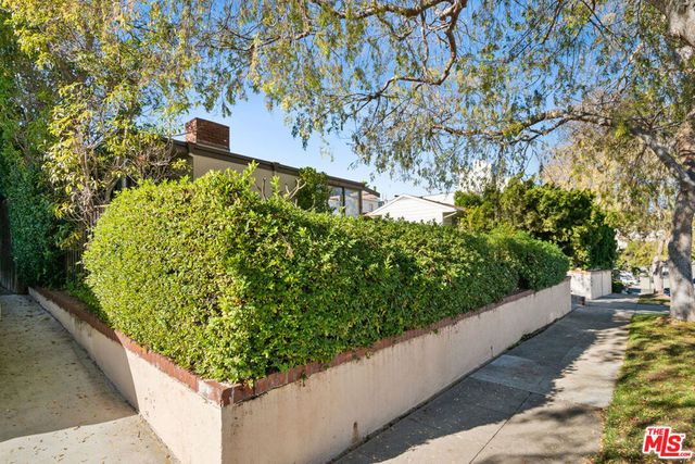 1621 Manning Avenue, Los Angeles, CA 90024