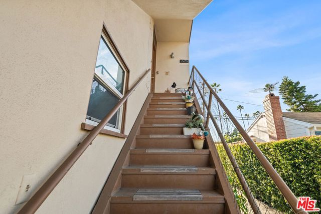 1621 Manning Avenue, Los Angeles, CA 90024